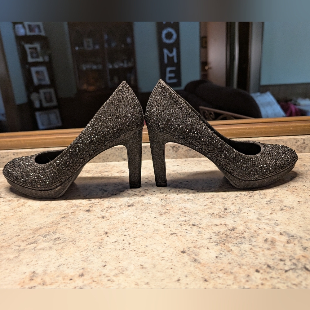 Great for A Party Silver Slipper Bedazzled Stiletto Pumps - NWOT